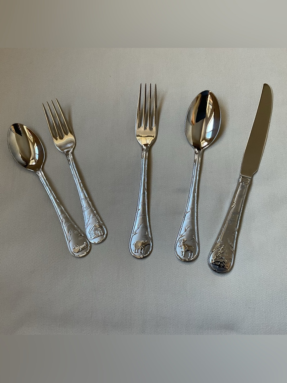 Cambridge Lodge Frost/Mountain Sand Stainless Steel Flatware Set Service for 8 - Picture 2 of 2